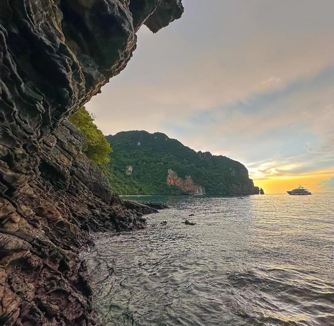 The Hip Resort @ Phi Phi Phi Phi Don