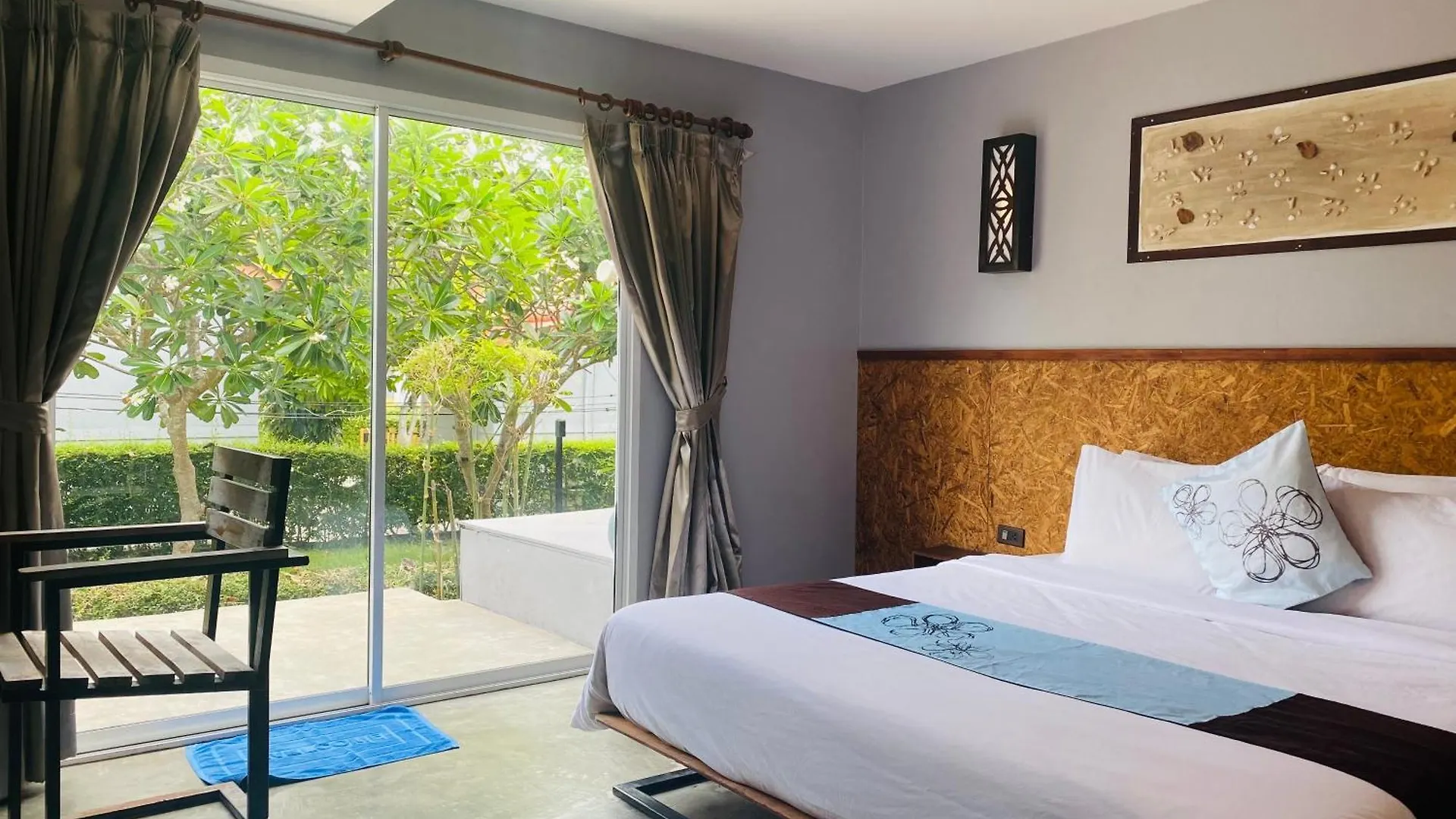 Hotel The Hip Resort @ Phi Phi