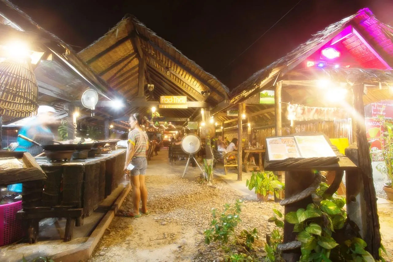 Hotel The Hip Resort @ Phi Phi