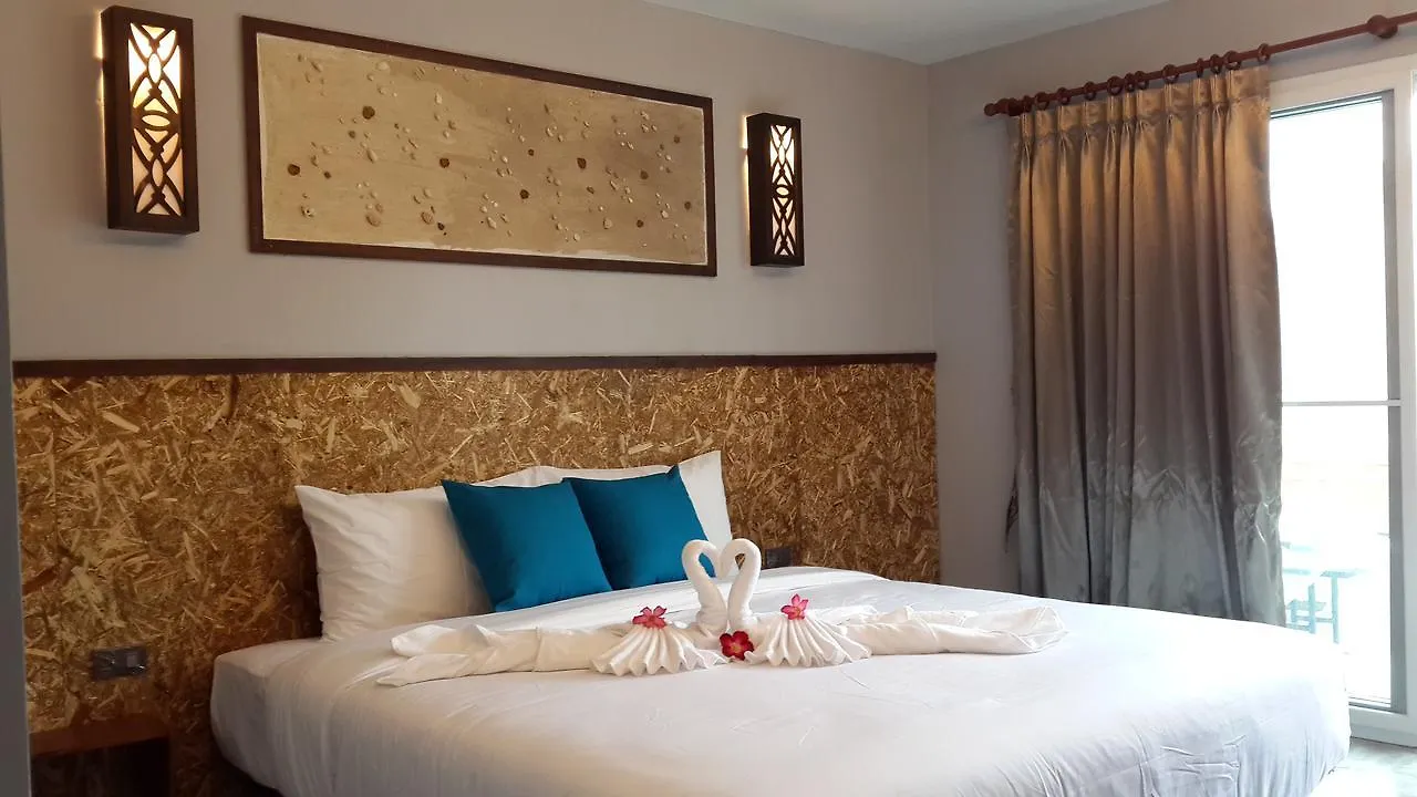 Hotel The Hip Resort @ Phi Phi