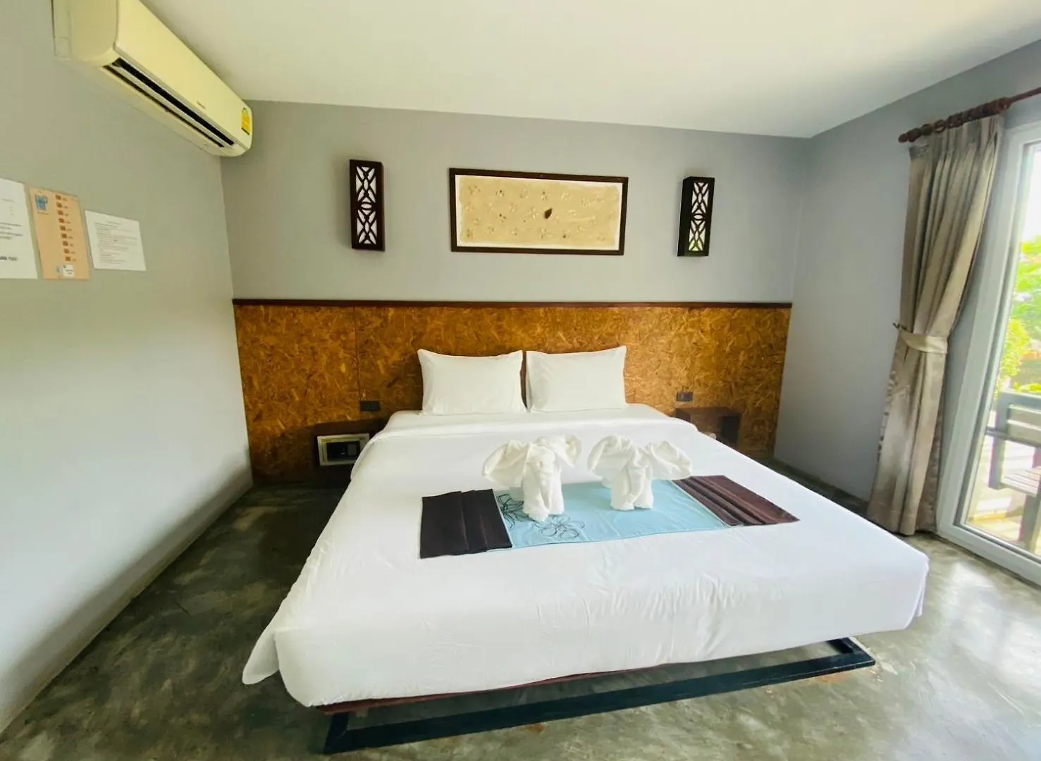 Hotel The Hip Resort @ Phi Phi